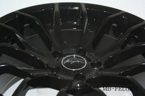 Breyton Race GTS 8,5x20 5-120 ET 35 Glossy black